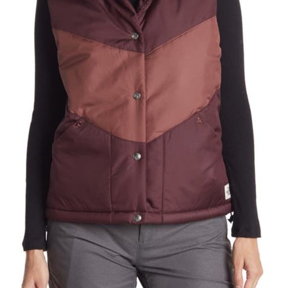 North Face Sylvester Vest - Picture 1 of 4